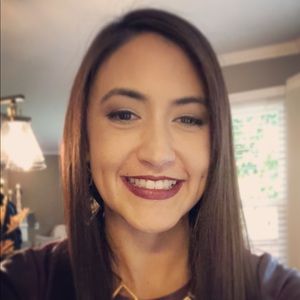 Meet your Posher, Jen